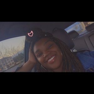 Meet your Posher, Regina